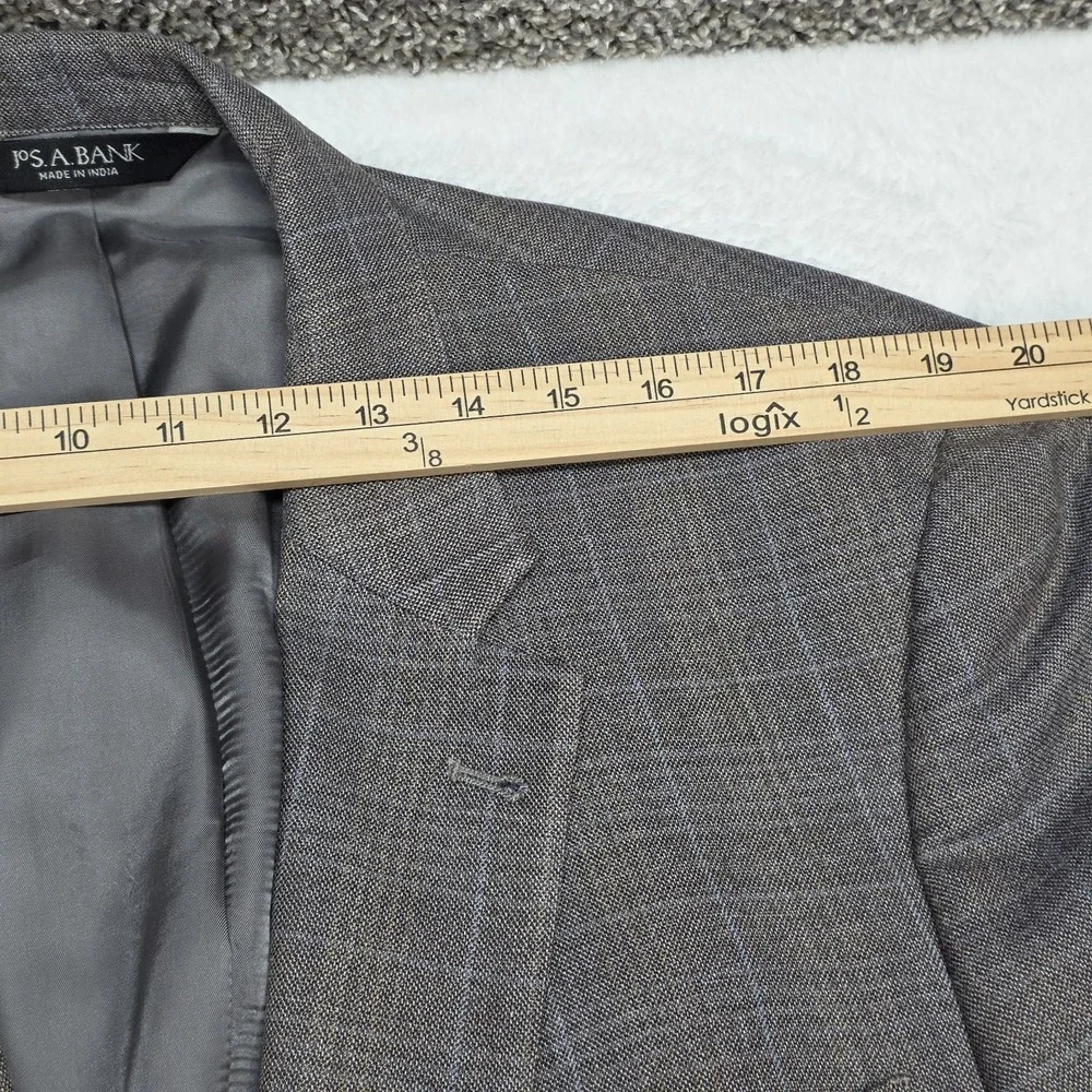 Jos A Bank‎ Blazer Mens 43R Gray Plaid Windowpane Silk Wool Blend Classic Preppy